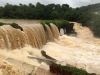 Risco de rompimento de barragem obriga moradores a sair de casa(Foto: Divulgação )