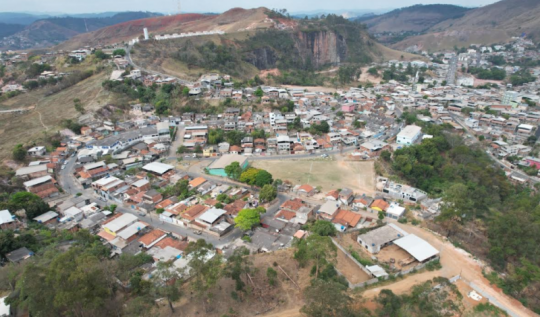 João Monlevade realiza regularização fundiária e beneficia cerca de 300 famílias(Foto: AcomPMJM)