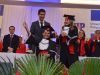 Rapaz com paralisia cerebral e sua mãe se formam em direito(Foto: Chico Noberto/Divulgao)